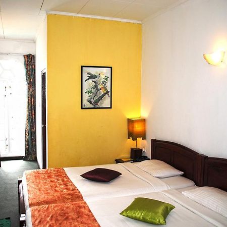 Binota Hotel ヌワラ・エリヤ エクステリア 写真
